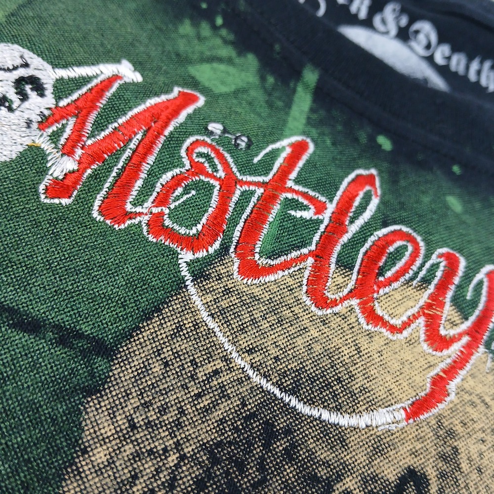 Rock & Death Motley Crue Large Mens T Shirt Embroidered Graphic 21x28 ** Small - Picture 3 of 11